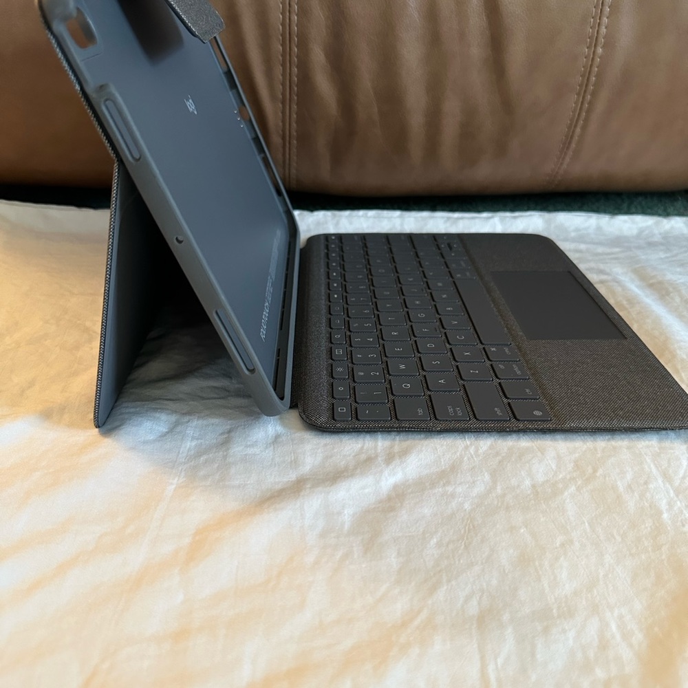 Logitech Folio Touch - Picture 4 of 5